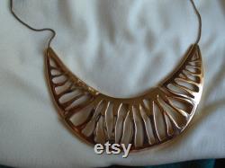 18 Gold Tone Necklace, 3 Large Sections on Chain, Lobster Claw Catch, With 2 Extender