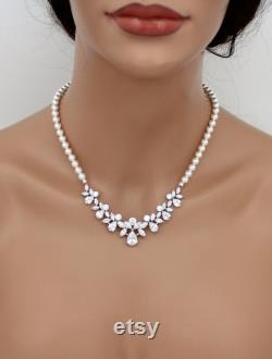Bridal Backdrop necklace Pearl Wedding necklace Back drop necklace Bridal jewelry Back necklace Pearl Bridal necklace Crystal necklace