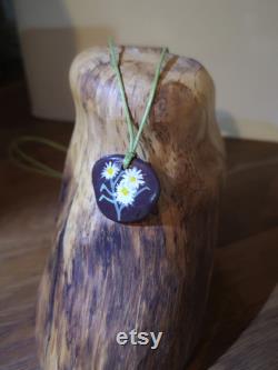 Cute hand painted daisies on Welsh slate pendant necklace, made in Wales, handmade jewellery crafted in Abergwyngregyn on the North Wales