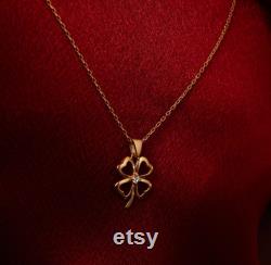 Four-Leaf Clover Pendant Necklace for Women, Gold-Plated Chain with Charm, Lucky Symbol Jewelry, Shamrock Design, Elegant Gift Idea