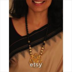 High Quality Gold Plated Black Agate Beads and Pearls Dropping Peacock Design Pendant Long Necklace Set Indian Traditional Jewelry