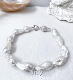 PLUSHY collar, Baroque pearl collar, chunky pearl necklace, baroque pearl necklace, pearl choker, wedding necklace, bridal necklace