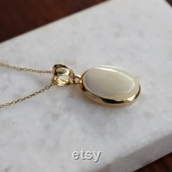 Raw Mother of Pearl Necklace Vintage Style Oval Necklace Raw White Nacre Boho Necklace 14k Gold Natural Stone Christmas Gift For Women