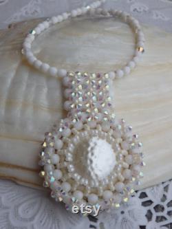 STATEMENT PEARL BRIDAL Necklace,Loom beaded necklace. Pearl necklace. beaded necklace. beaded jewelry .wedding necklace. wedding jewelry
