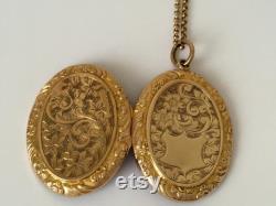 Solid 9ct Gold Antique Locket, Necklace, Valentines Day Gift for Wife, 9K Antique Jewelry Pendant