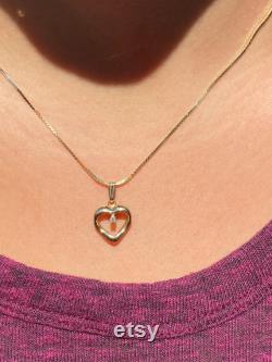 Yellow Gold Heart Necklace set with Diamond